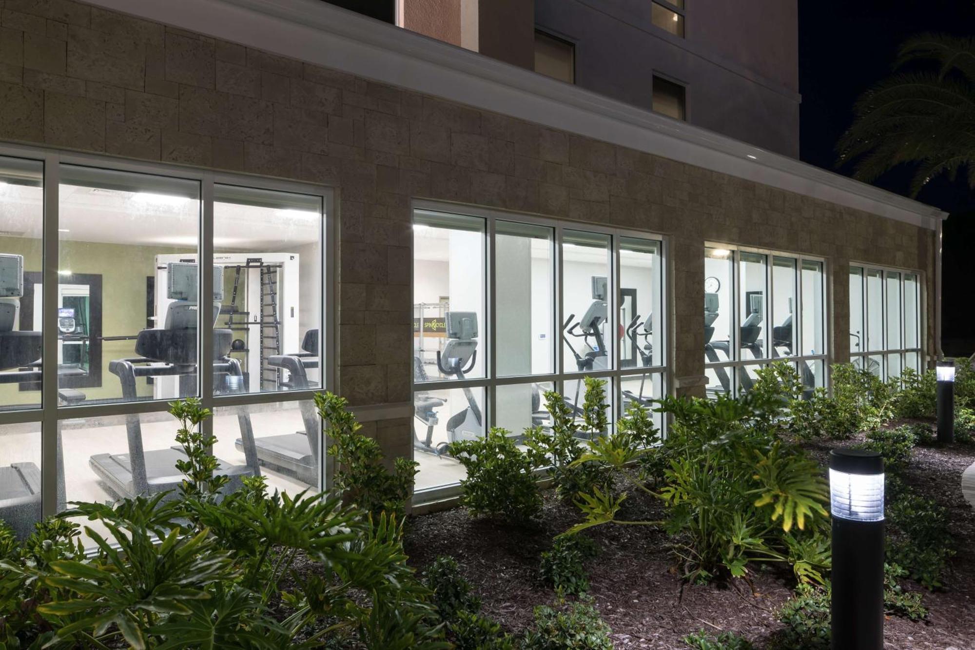 Home2 Suites By Hilton Cape Canaveral Cruise Port 외부 사진