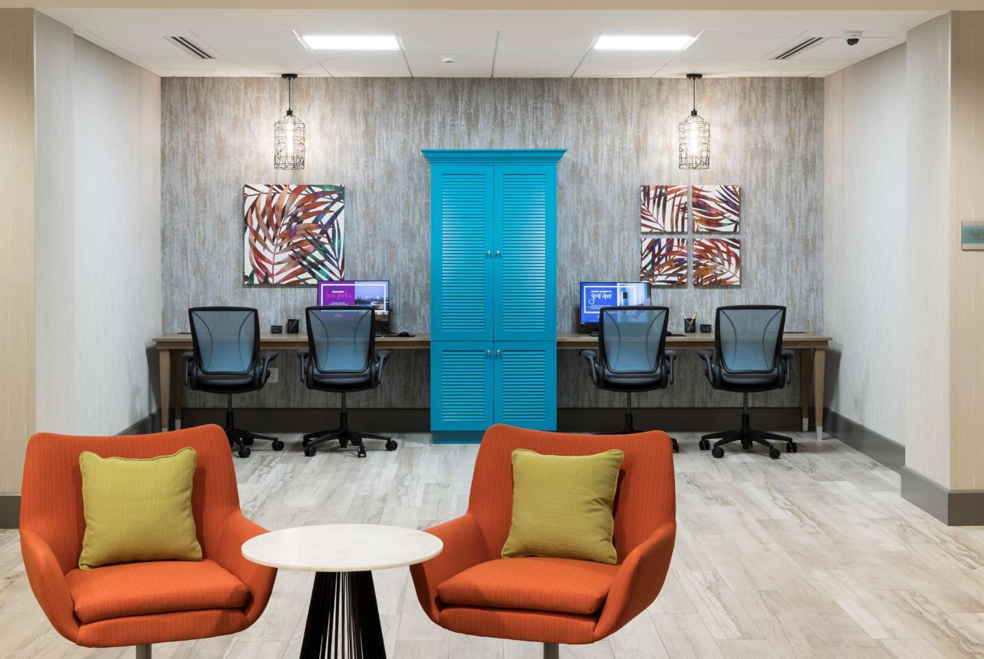 Home2 Suites By Hilton Cape Canaveral Cruise Port 외부 사진