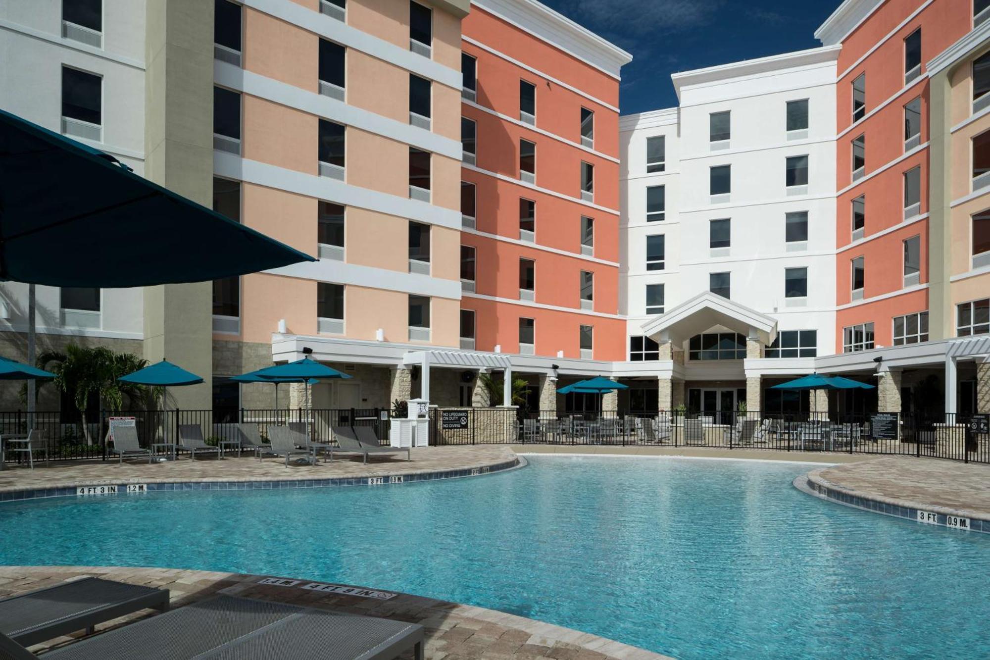 Home2 Suites By Hilton Cape Canaveral Cruise Port 외부 사진